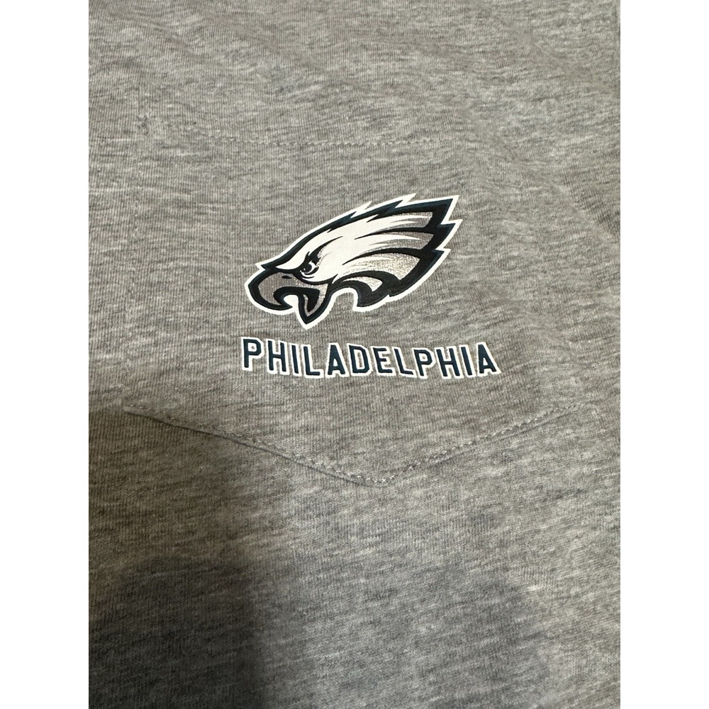 Unique Philadelphia Eagles T-Shirt Womens Large Gray Heather Pocket Back Graphic - Picture 2 of 6
